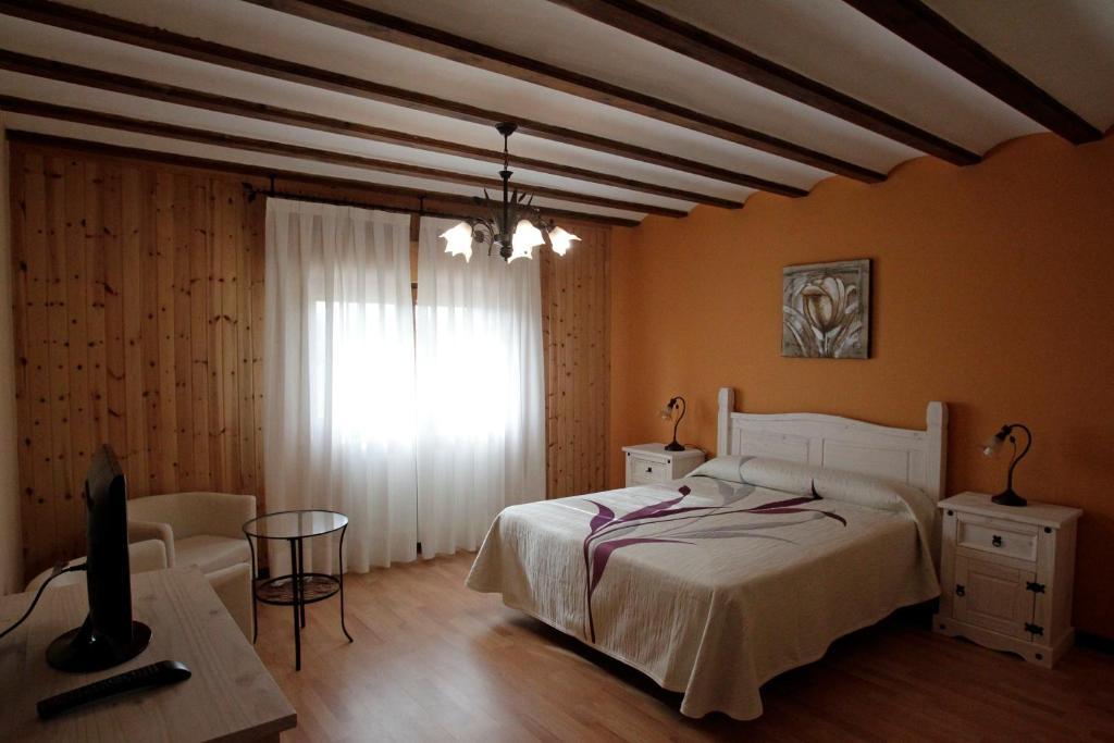 Гостевой дом Casona Santa Coloma Матуте-де-ла-Сьерра Номер фото